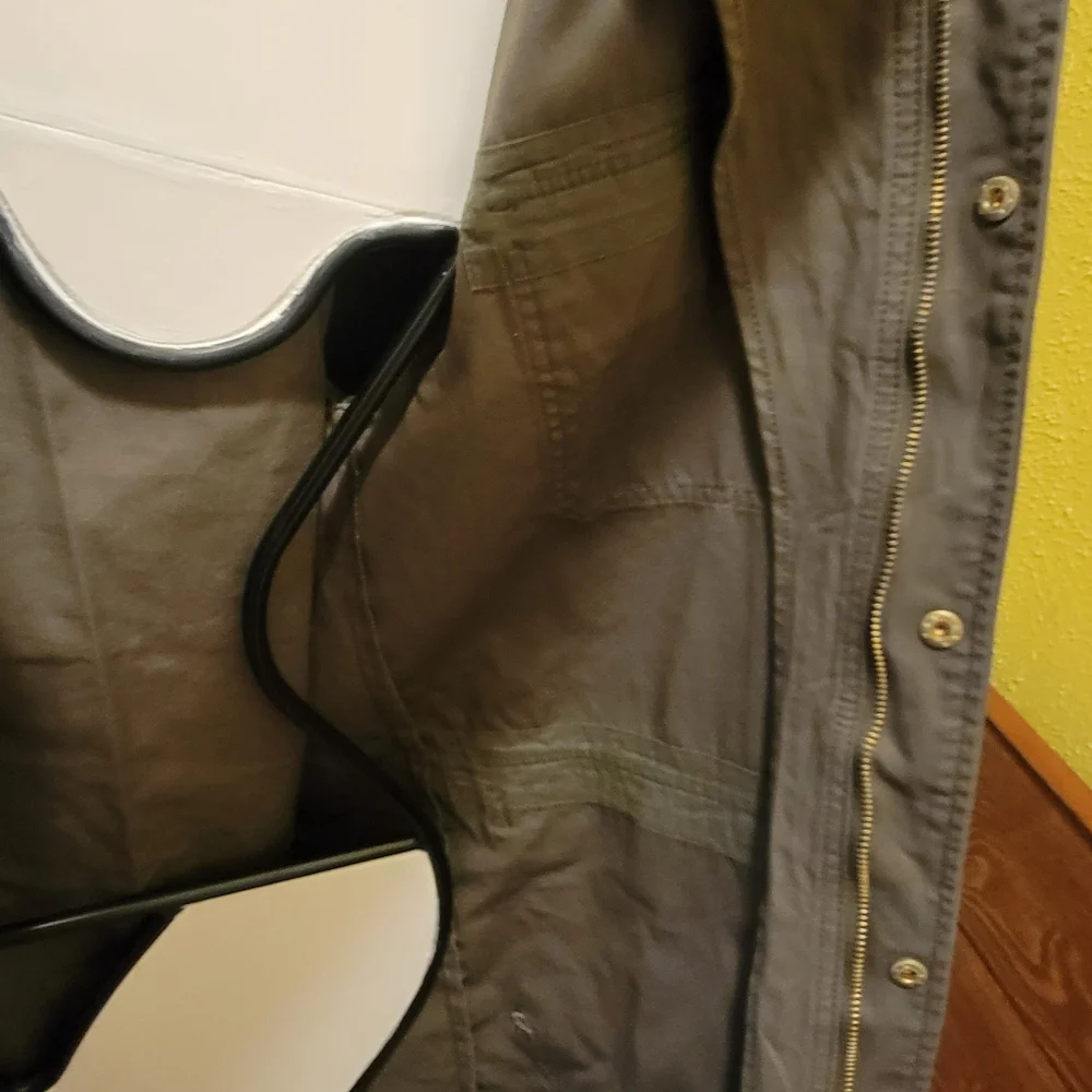 Jacket - Picture 4 of 10